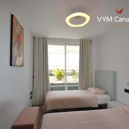 New In Terazzas De Costa Adeje. Big Terrace With A Garden, Heated Pool And Private Parking Daire *