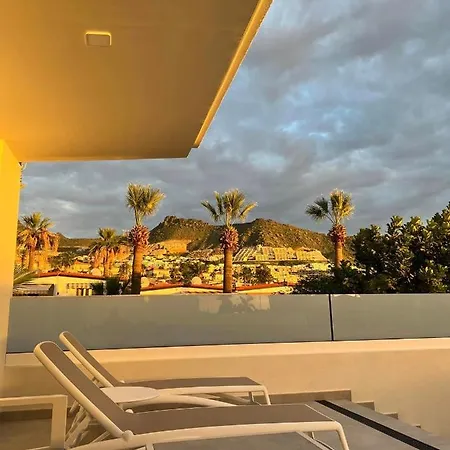 Terrazas: New With Heated Pool And Garden Terrace *