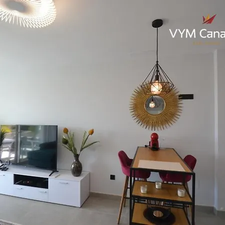 Apartment Terrazas: New With Heated Pool And Garden Terrace